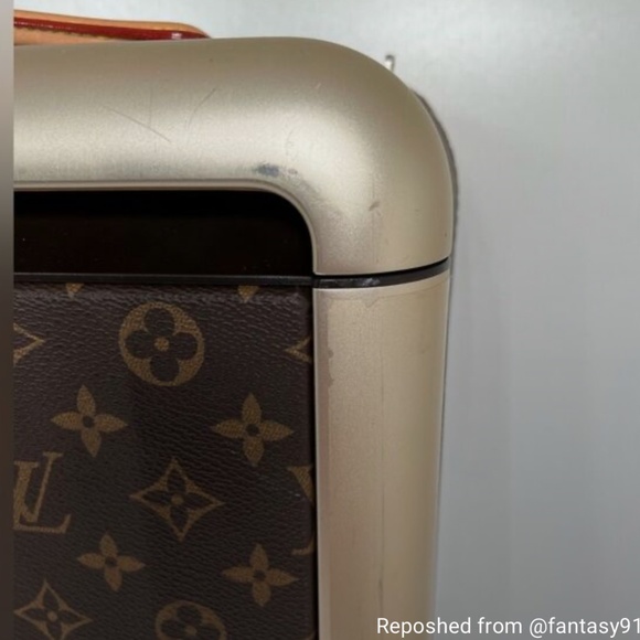 Louis Vuitton Horizon 50 Luggage - Picture 7 of 13